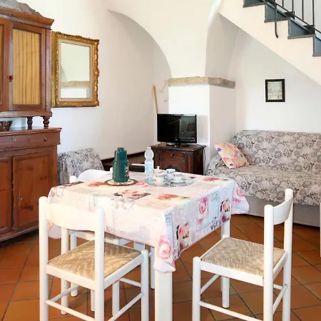 Locazione Turistica La Casa Della Nonna - Dia201 Дом отдыха Диано-Кастелло