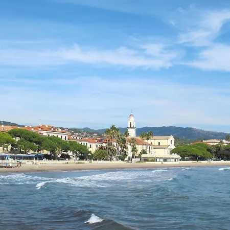 Vakantiehuis Locazione Turistica La Casa Della Nonna - Dia201 *